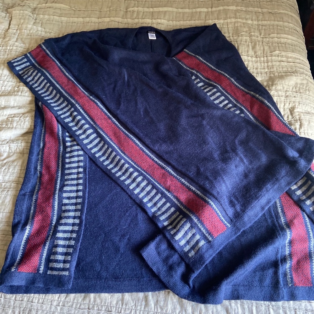 Novica alpaca wrap